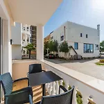 Sea La Vie Daire Golem (Tirana)