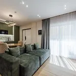Sea La Vie Golem (Tirana)