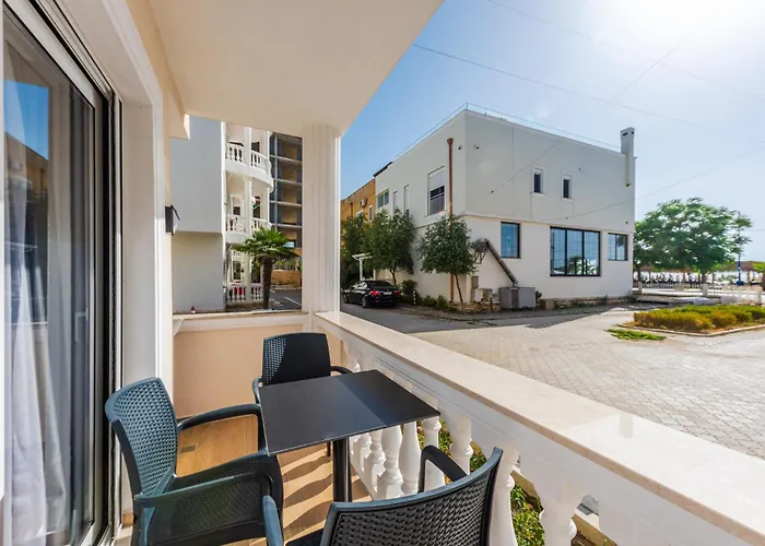 Sea La Vie Apartment Golem (Tirana)